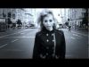 Sacha y Monica Moss - Caminando (Videoclip)